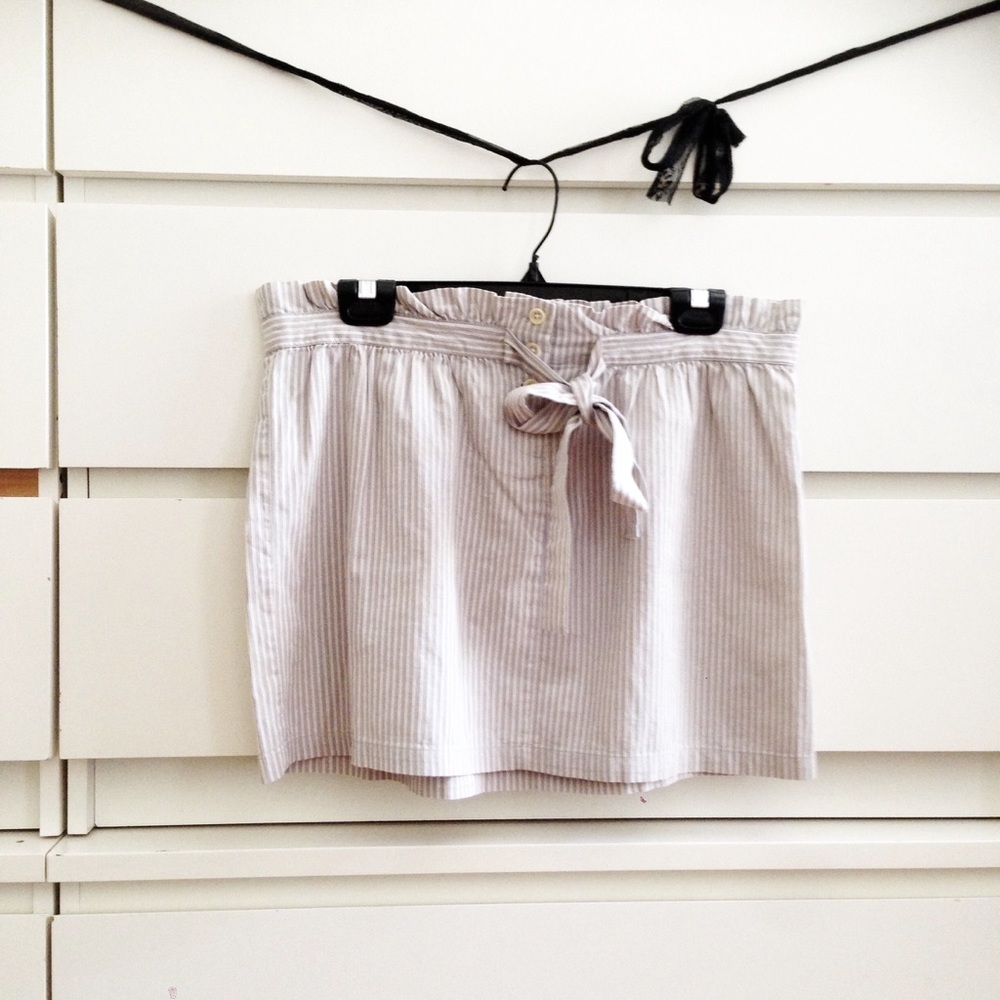 J Crew • NWOT striped mini skirt 100% cotton